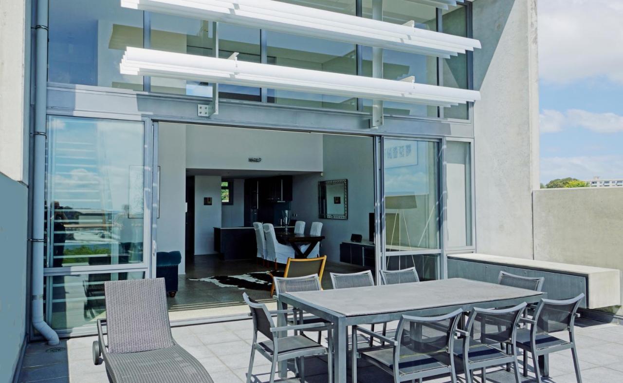 City Fringe Apartment With Sky Tower And City Views Окленд Екстер'єр фото