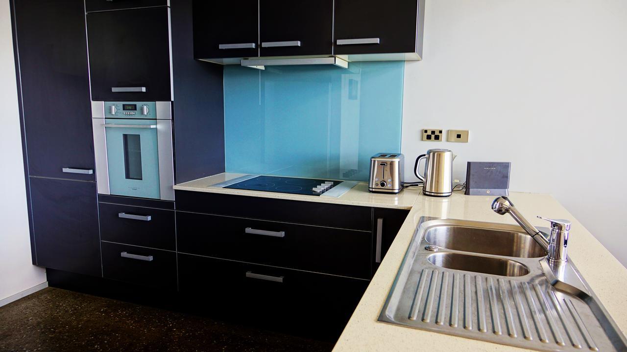 City Fringe Apartment With Sky Tower And City Views Окленд Екстер'єр фото